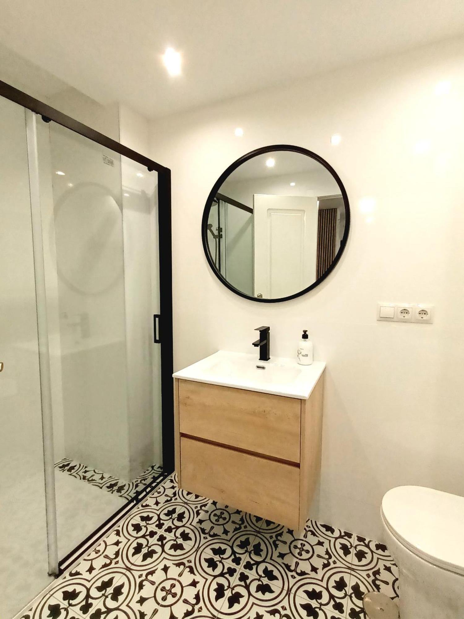 Apartamento Vacacional Cuarteles Málaga Kültér fotó