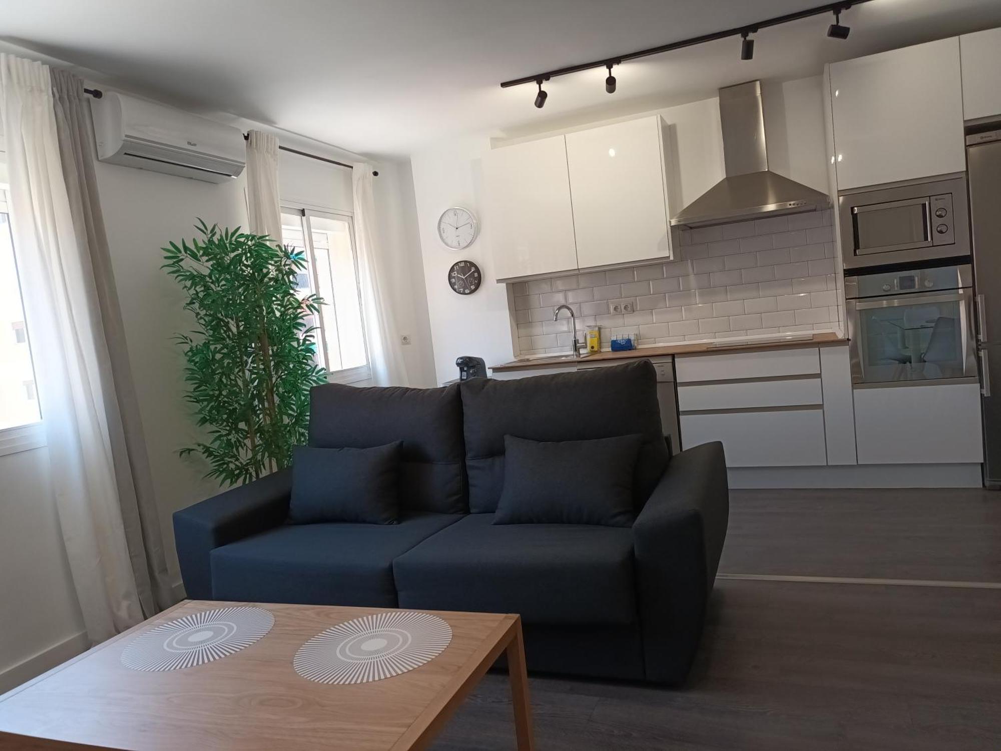 Apartamento Vacacional Cuarteles Málaga Kültér fotó